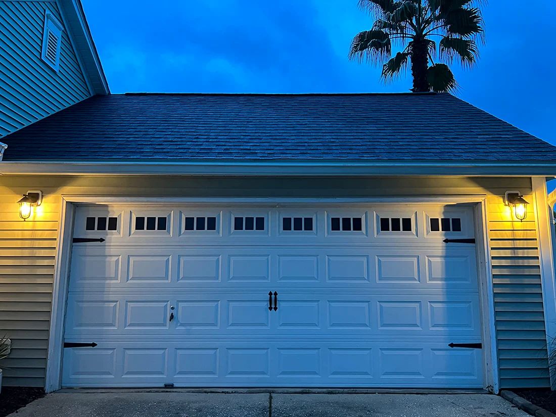 Prestige Complete Garage Accent Kit – Hinges, Handles & Windows (22-PCS)