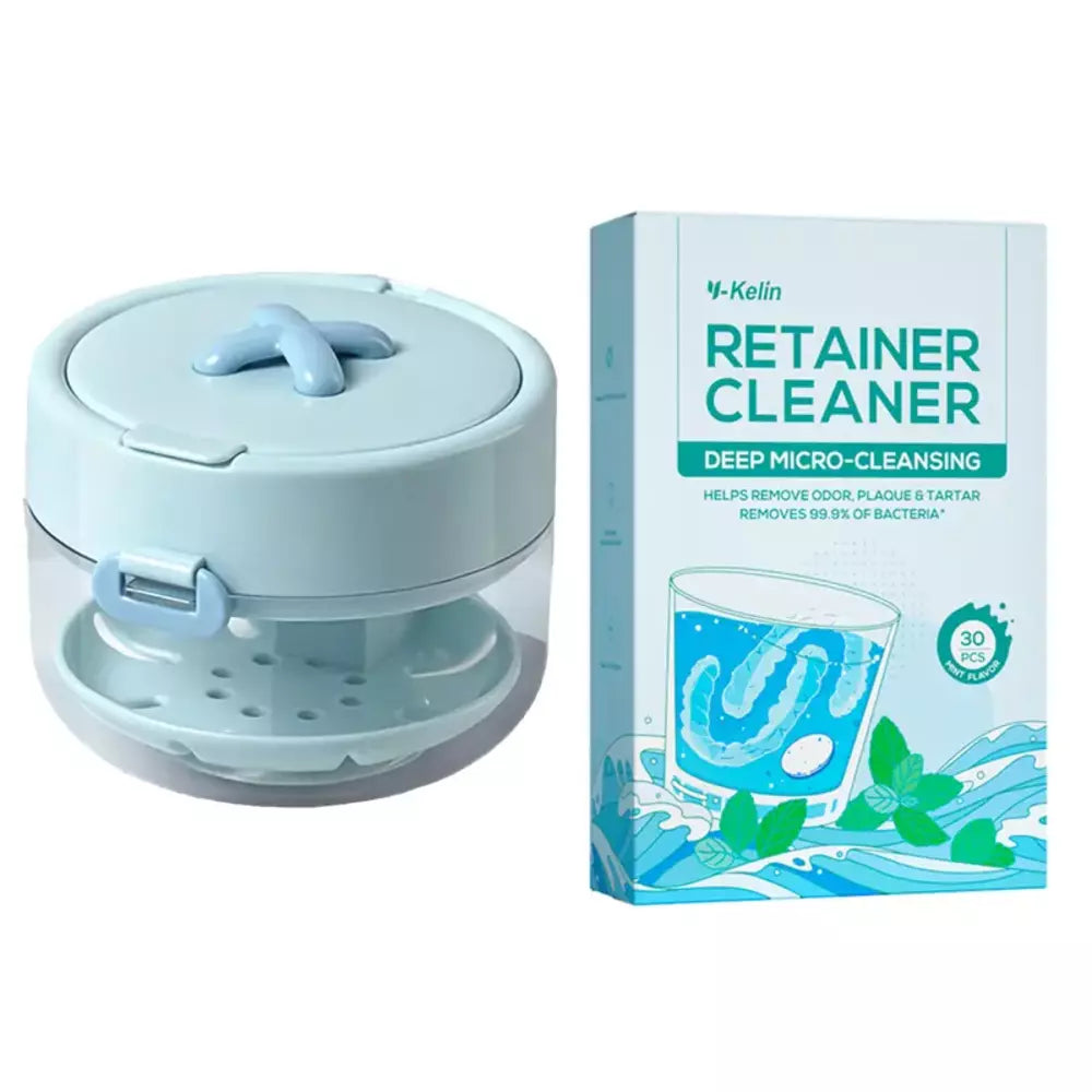Retainer case set with mirror and cleaning accessories