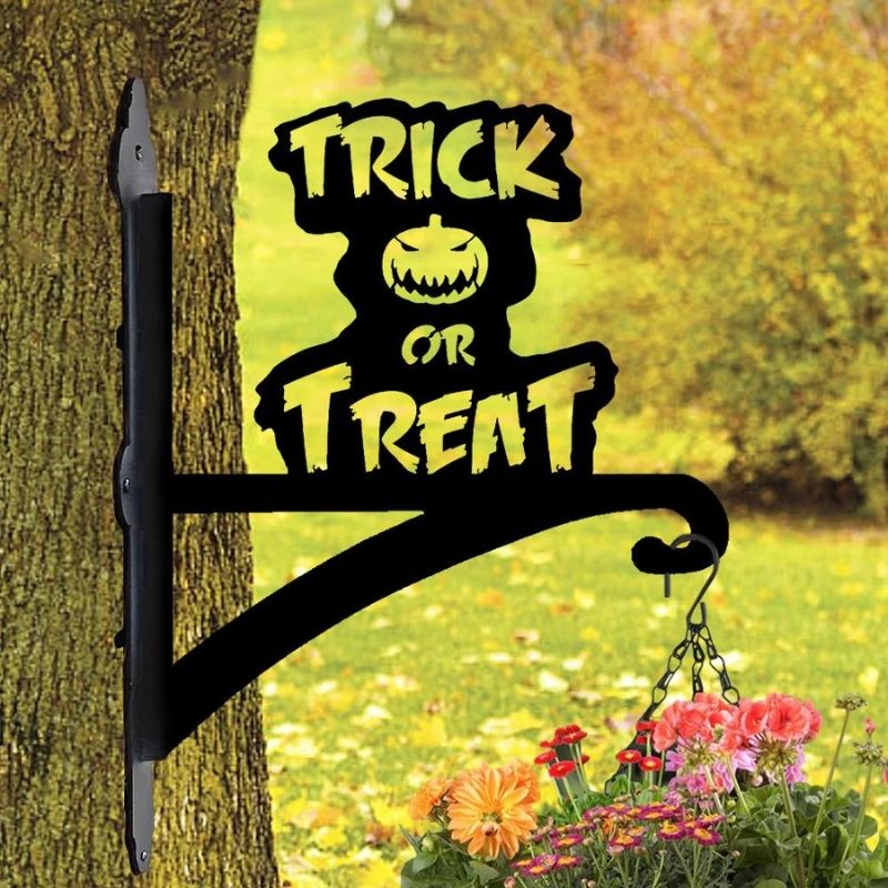 Trick or Treat Metal Hanging Bracket Plant Stand PS165