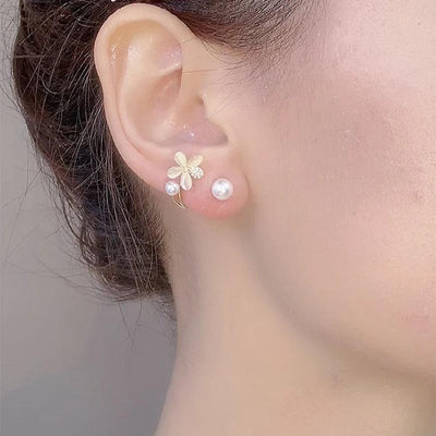 Elegant Flower Stud Earrings