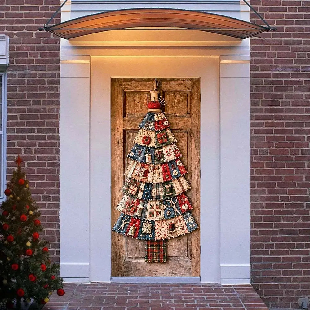 Christmas door decoration in the spindle whorl design