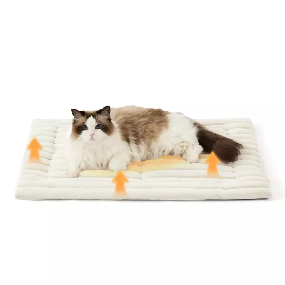 White warm pet mat for cats and dogs
