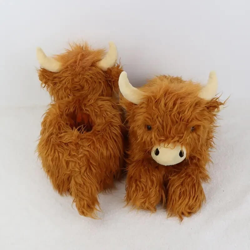 Highland Cow Slippers, Plush Scottish Cow Slippers